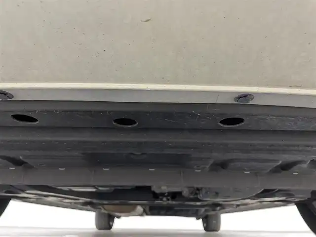 日産 セレナ ハイウェイスター V 福島県 2020(令2)年 5万km ブリリアントホワイトパール 純正メモリナビゲーション　/【AM/FM/DVD/CD/Bluetooth/フルセグ】/型番:MM319D-W/エマージェンシーブレーキ　/・車線逸脱警報/・オートハイビーム/・踏み間違い防止/・コーナーセンサー/アラウンドビューモニター　/ＥＴＣ　/前後ドライブレコーダー　/両側パワースライドドア　/革巻きステアリング　/・ステアリングスイッチ　/・チルトステアリング　/プッシュスタート/・スマートキー/クルーズコントロール/コーナーセンサー/LEDライト/・オートライト/・フォグライト/ウィンカーミラー