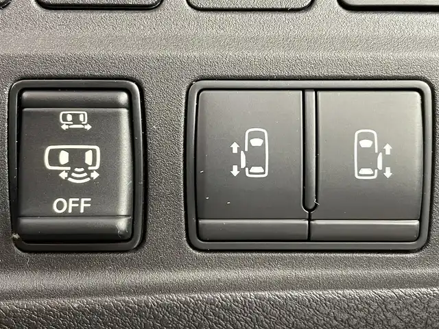 日産 セレナ ハイウェイスター V 福島県 2020(令2)年 5万km ブリリアントホワイトパール 純正メモリナビゲーション　/【AM/FM/DVD/CD/Bluetooth/フルセグ】/型番:MM319D-W/エマージェンシーブレーキ　/・車線逸脱警報/・オートハイビーム/・踏み間違い防止/・コーナーセンサー/アラウンドビューモニター　/ＥＴＣ　/前後ドライブレコーダー　/両側パワースライドドア　/革巻きステアリング　/・ステアリングスイッチ　/・チルトステアリング　/プッシュスタート/・スマートキー/クルーズコントロール/コーナーセンサー/LEDライト/・オートライト/・フォグライト/ウィンカーミラー