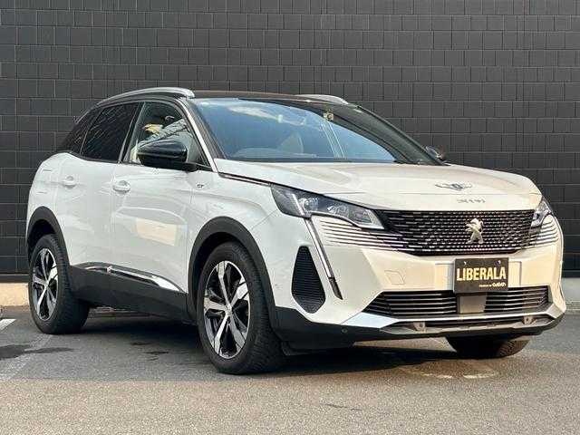 プジョー プジョー ３００８ GT ブルー HDi 埼玉県 2021(令3)年 6.6万km パール ワンオーナー　/黒半革シート　/純正ナビ　/サイドカメラ　/バックカメラ　/パワーバックドア　/ルーフレール　/シートヒーター　/衝突防止システム　/LEDヘッドライト　/ドライブレコーダー　/レーンアシスト　/クリアランスソナー