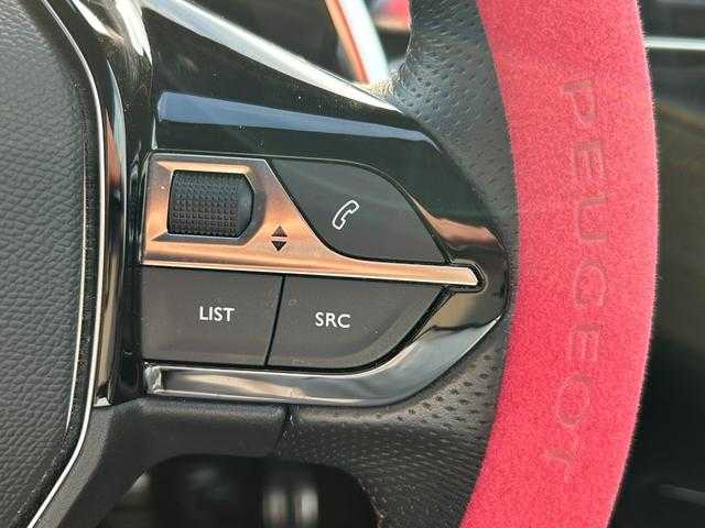 プジョー プジョー ３００８ GT ブルー HDi 埼玉県 2021(令3)年 6.6万km パール ワンオーナー　/黒半革シート　/純正ナビ　/サイドカメラ　/バックカメラ　/パワーバックドア　/ルーフレール　/シートヒーター　/衝突防止システム　/LEDヘッドライト　/ドライブレコーダー　/レーンアシスト　/クリアランスソナー
