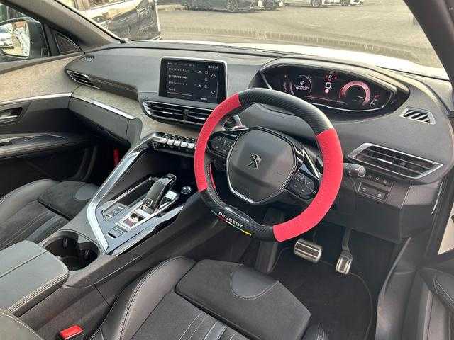 プジョー プジョー ３００８ GT ブルー HDi 埼玉県 2021(令3)年 6.6万km パール ワンオーナー　/黒半革シート　/純正ナビ　/サイドカメラ　/バックカメラ　/パワーバックドア　/ルーフレール　/シートヒーター　/衝突防止システム　/LEDヘッドライト　/ドライブレコーダー　/レーンアシスト　/クリアランスソナー