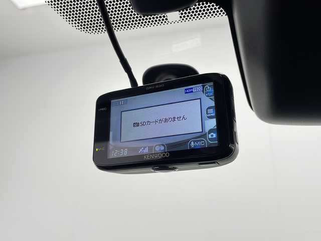 トヨタ プリウス Sセーフティプラス 熊本県 2016(平28)年 2.6万km ホワイトパールクリスタルシャイン 禁煙車/トヨタセーフティセンス/純正ナビTV/（NSCD-W66/CD/Bluetooth/ワンセグTV)/純正バックカメラ/純正ビルトインETC/純正LEDオートライト/純正LEDフォグ/純正モデリスタエアロ/純正オートアラーム/純正フロアマット/社外19インチアルミ/社外RS-R車高調/アダプティブクルーズコントロール/レーンディパーチャーアラート/ヘッドアップディスプレイ/パーキングアシスト/オートエアコン/オート電動格納ミラー/スマートキー/プッシュエンジンスタート/スペアキー/新車時保証書/取扱い説明書