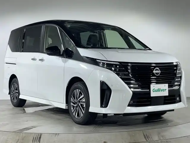 日産 セレナ e－パワー ハイウェイスター V ビームスED 福岡県 2025(令7)年 0.1千km パール ・12.3インチディスプレイナビ/（フルセグ、Bluetooth）/・バックカメラ/・インテリジェント アラウンドビューモニター/・プロパイロット（ナビリンク機能付）/・プロパイロット緊急停止支援システム（SOSコール機能付）/・衝突被害軽減ブレーキ/・レーンキープアシスト/・両側パワースライドドア/・オートライト/・オートハイライト/・ヘッドランプ オートレベライザー/・アダプティブLEDヘッドライトシステム/・インテリジェント ルームミラー/・ワイヤレス充電器/・ビルトインETC/・ドライブレコーダー（前後セット）/・電格ミラー/・ウィンカーミラー