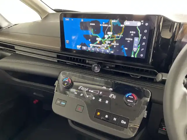 日産 セレナ e－パワー ハイウェイスター V ビームスED 福岡県 2025(令7)年 0.1千km パール ・12.3インチディスプレイナビ/（フルセグ、Bluetooth）/・バックカメラ/・インテリジェント アラウンドビューモニター/・プロパイロット（ナビリンク機能付）/・プロパイロット緊急停止支援システム（SOSコール機能付）/・衝突被害軽減ブレーキ/・レーンキープアシスト/・両側パワースライドドア/・オートライト/・オートハイライト/・ヘッドランプ オートレベライザー/・アダプティブLEDヘッドライトシステム/・インテリジェント ルームミラー/・ワイヤレス充電器/・ビルトインETC/・ドライブレコーダー（前後セット）/・電格ミラー/・ウィンカーミラー