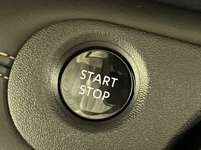 日産 セレナ e－パワー ハイウェイスター V ビームスED 福岡県 2025(令7)年 0.1千km パール ・12.3インチディスプレイナビ/（フルセグ、Bluetooth）/・バックカメラ/・インテリジェント アラウンドビューモニター/・プロパイロット（ナビリンク機能付）/・プロパイロット緊急停止支援システム（SOSコール機能付）/・衝突被害軽減ブレーキ/・レーンキープアシスト/・両側パワースライドドア/・オートライト/・オートハイライト/・ヘッドランプ オートレベライザー/・アダプティブLEDヘッドライトシステム/・インテリジェント ルームミラー/・ワイヤレス充電器/・ビルトインETC/・ドライブレコーダー（前後セット）/・電格ミラー/・ウィンカーミラー
