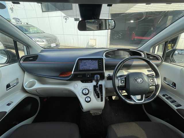 トヨタ シエンタ G 神奈川県 2016(平28)年 12.5万km ホワイトパールクリスタルシャイン 【(株)IDOMが運営する【じしゃロン相模原店】の自社ローン対象車両になります。こちらは現金ご利用時の価格です。自社ローンご希望の方は別途その旨お申付け下さい。】/純正ナビ/バックカメラ　/Bluetooth接続/ビルドインETC/両側パワースライドドア/衝突軽減システム