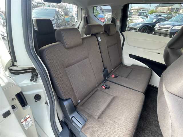 トヨタ シエンタ G 神奈川県 2016(平28)年 12.5万km ホワイトパールクリスタルシャイン 【(株)IDOMが運営する【じしゃロン相模原店】の自社ローン対象車両になります。こちらは現金ご利用時の価格です。自社ローンご希望の方は別途その旨お申付け下さい。】/純正ナビ/バックカメラ　/Bluetooth接続/ビルドインETC/両側パワースライドドア/衝突軽減システム