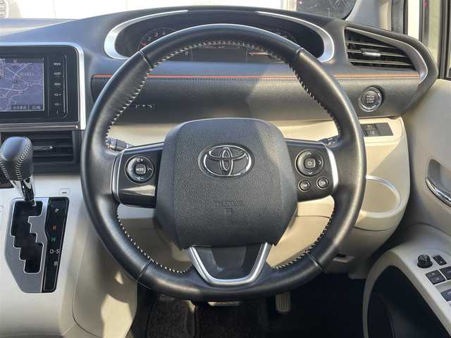 トヨタ シエンタ G 神奈川県 2016(平28)年 12.5万km ホワイトパールクリスタルシャイン 【(株)IDOMが運営する【じしゃロン相模原店】の自社ローン対象車両になります。こちらは現金ご利用時の価格です。自社ローンご希望の方は別途その旨お申付け下さい。】/純正ナビ/バックカメラ　/Bluetooth接続/ビルドインETC/両側パワースライドドア/衝突軽減システム