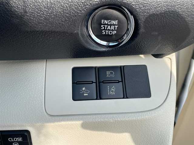 トヨタ シエンタ G 神奈川県 2016(平28)年 12.5万km ホワイトパールクリスタルシャイン 【(株)IDOMが運営する【じしゃロン相模原店】の自社ローン対象車両になります。こちらは現金ご利用時の価格です。自社ローンご希望の方は別途その旨お申付け下さい。】/純正ナビ/バックカメラ　/Bluetooth接続/ビルドインETC/両側パワースライドドア/衝突軽減システム