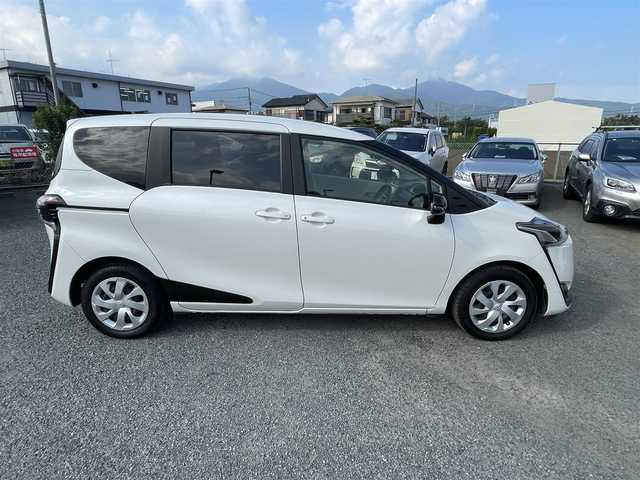 トヨタ シエンタ G 神奈川県 2016(平28)年 12.5万km ホワイトパールクリスタルシャイン 【(株)IDOMが運営する【じしゃロン相模原店】の自社ローン対象車両になります。こちらは現金ご利用時の価格です。自社ローンご希望の方は別途その旨お申付け下さい。】/純正ナビ/バックカメラ　/Bluetooth接続/ビルドインETC/両側パワースライドドア/衝突軽減システム