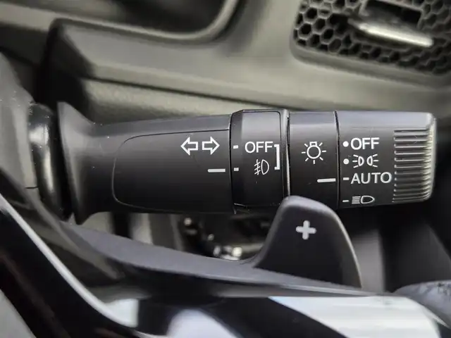 ホンダ ステップワゴン スパーダ eHEV 鹿児島県 2022(令4)年 5.1万km プラチナホワイトパール 無限ドアハンドルプロテクター/無限メタルロゴエンブレム/社外ウィンドウメッキモール/後席フリップダウンモニター　/前後純正ドライブレコーダー　/ビルトインＥＴＣ　/純正メモリーナビ（ＬＸＭ－２３７ＶＦＬｉ）　/Ｂｌｕｅｔｏｏｔｈオーディオ　/レーダークルーズコントロール　/両側パワースライドドア/D+N席シートヒーター/パドルシフト/ＭＴモード付きＡＴ/ＨＤＭＩ入力端子/パワーバックドア/マルチビューカメラシステム/ブラインドスポットインフォメーション/前後コーナーセンサー/プッシュスタート/スマートキー/エアバッグ(W+サイド)/カーテンエアバッグ