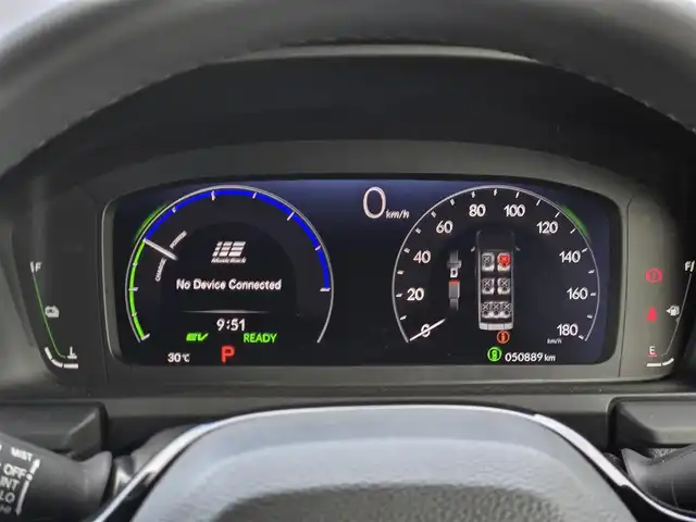 ホンダ ステップワゴン スパーダ eHEV 鹿児島県 2022(令4)年 5.1万km プラチナホワイトパール 無限ドアハンドルプロテクター/無限メタルロゴエンブレム/社外ウィンドウメッキモール/後席フリップダウンモニター　/前後純正ドライブレコーダー　/ビルトインＥＴＣ　/純正メモリーナビ（ＬＸＭ－２３７ＶＦＬｉ）　/Ｂｌｕｅｔｏｏｔｈオーディオ　/レーダークルーズコントロール　/両側パワースライドドア/D+N席シートヒーター/パドルシフト/ＭＴモード付きＡＴ/ＨＤＭＩ入力端子/パワーバックドア/マルチビューカメラシステム/ブラインドスポットインフォメーション/前後コーナーセンサー/プッシュスタート/スマートキー/エアバッグ(W+サイド)/カーテンエアバッグ