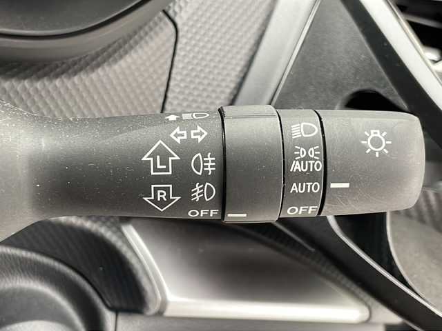 スバル フォレスター ハイブリッド ツーリング 千葉県 2024(令6)年 1.1万km Ｄグリーン 純正オプションDIASTONEナビ/フルセグTV/Bluetooth/CD/DVD/USB/バック/サイドカメラ/前側ドライブレコーダー/レザーシート/シートヒーター/ドアカーテシーランプ/ルーフレール/追従クルーズコントロール/LEDヘッドライト