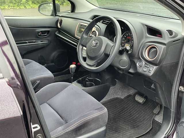 トヨタ ヴィッツ F シエル 大分県 2013(平25)年 7.9万km ボルドーマイカメタリック ワンオーナー /純正CDオーディオ/スマートキー/エンジンプッシュスタート/オートライトコントロール