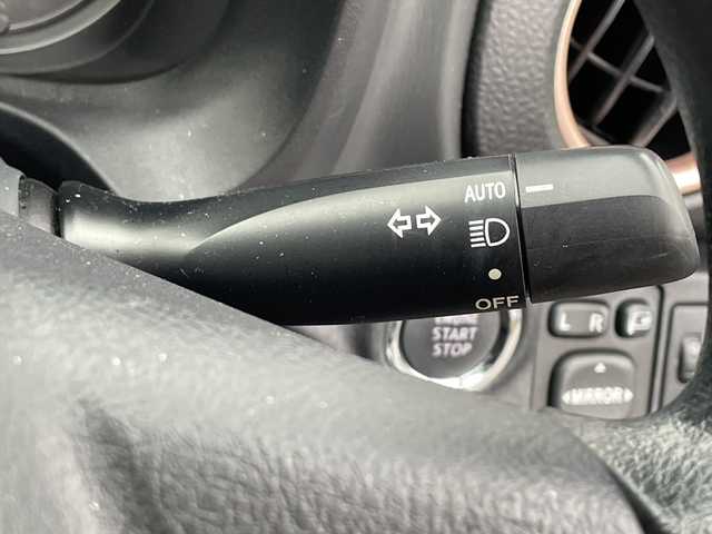 トヨタ ヴィッツ F シエル 大分県 2013(平25)年 7.9万km ボルドーマイカメタリック ワンオーナー /純正CDオーディオ/スマートキー/エンジンプッシュスタート/オートライトコントロール