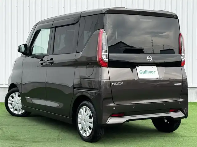 日産 ルークス X 香川県 2022(令4)年 2.6万km アッシュブラウンM 純正9インチメモリナビ/→フルセグ/Bluetooth/インテリジェントアラウンドビューモニター/インテリジェントエマージェンシーブレーキ/踏み間違い衝突防止アシスト/インテリジェントLI（車線逸脱防止支援システム）/インテリジェントLDW（車線逸脱警報）/アダップティブLEDヘッドライトシステム/360°セーフティアシスト/片側パワースライドドア/ナビ連動ドライブレコーダー/シートカバー/後席パーソナルテーブル/ETC/ハンドルリモコン/純正フロアマット/アイドリングストップ/盗難防止装置/プッシュスタート/キーレス