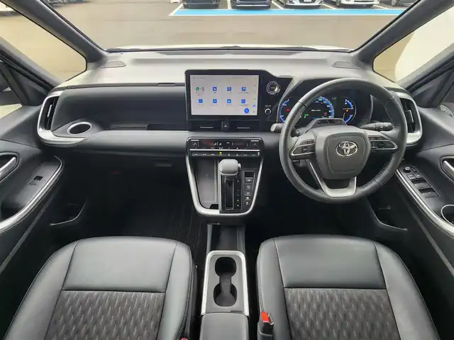 トヨタ ノア ハイブリッド S－Z 愛知県 2022(令4)年 3.9万km ホワイトパールクリスタルシャイン トヨタセーフティーセンス/トヨタチームメイト/・アドバンスパーク/10.5インチディスプレイナビ/・Bluetooth/・フルセグTV/・Applecarplay/・androidauto/14インチ有機ELフリップダウンモニター/レーダークルーズコントロール/モデリスタエアロ/両側パワースライドドア/後席サンシェード/シートヒーター/前後ドライブレコーダー/LEDライト/100V充電/USB/純正AW