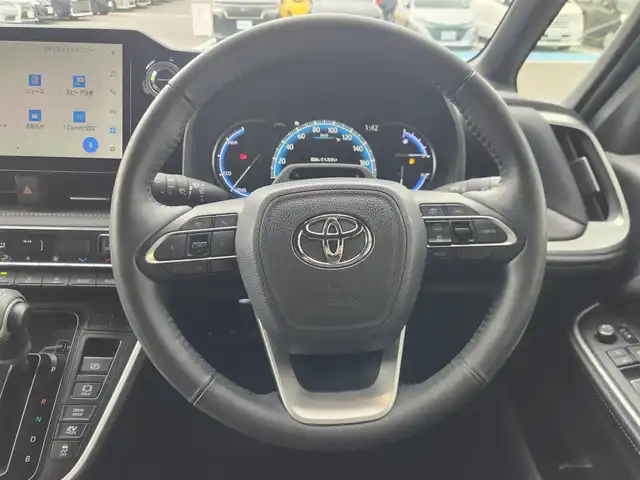 トヨタ ノア ハイブリッド S－Z 愛知県 2022(令4)年 3.9万km ホワイトパールクリスタルシャイン トヨタセーフティーセンス/トヨタチームメイト/・アドバンスパーク/10.5インチディスプレイナビ/・Bluetooth/・フルセグTV/・Applecarplay/・androidauto/14インチ有機ELフリップダウンモニター/レーダークルーズコントロール/モデリスタエアロ/両側パワースライドドア/後席サンシェード/シートヒーター/前後ドライブレコーダー/LEDライト/100V充電/USB/純正AW