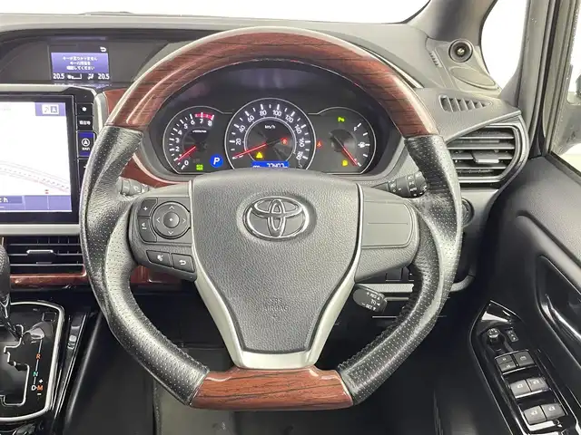 トヨタ ノア Si ダブルバイビーⅡ 千葉県 2019(平31)年 7.8万km ブラック 禁煙車/トヨタセーフティーセンス/・プリクラッシュセーフティ/・レーンキープアシスト/・オートマチックハイビーム/インテリジェントクリアランスソナー/クルーズコントロール/両側パワースライドドア/モデリスタエアロ/純正11インチアルパインナビ/・CD/DVD/Bluetooth/フルセグTV/バックカメラ/ビルトインETC/社外フロアマット/社外18インチアルミホイール/アイドリングストップ/スマートキー/プッシュスタート/スペアキー1本