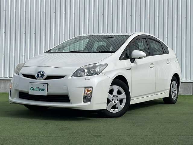 トヨタ プリウス S　LEDエディション 香川県 2011(平23)年 7.8万km ホワイトパールクリスタルシャイン 禁煙車　/純正ＳＤナビ【NSDD-W61】/(BT/DVD/AM/FM)/フルセグTV/バックカメラ　/ＬＥＤライト　/フォグライト　/オートライト　/革巻きステアリング　/ステアリングリモコン　/トノカバー/ドアバイザー/純正フロアマット　/ビルトインＥＴＣ　/スマートキー　/スペアキー　/プッシュスタート/取扱説明書/ISOFIX
