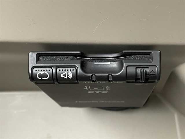 ホンダ Ｎ ＢＯＸ G Lパッケージ 神奈川県 2015(平27)年 8.7万km プレミアムホワイトパール (株)IDOMが運営する【じしゃロン相模原店】の自社ローン対象車両になります。こちらは現金ご利用時の価格です。自社ローンご希望の方は別途その旨お申付け下さい。/純正ナビ/バックモニター/Bluetooth/ETC搭載/左パワースライドドア/ステアリングスイッチ/スマートキー/プッシュエンジンスタート/電動格納ミラー/純正フロアマット/純正アルミホイール