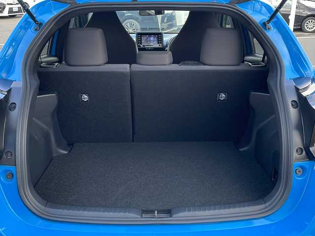 トヨタ ヤリス X 道東・釧路十勝 2021(令3)年 5.1万km シアンM ・４WD/・寒冷地仕様/・プリクラッシュセーフティ/・純正ディスプレイオーディオ/（ラジオ・BT・USB）/・バックカメラ/・レーダークルーズコントロール/・スマートキー/・プッシュスタート/・オートライト/・オートマチックハイビーム/・LTA（レーントレーシングアシスト）/・RSA（ロードサインアシスト）/・TCS（トヨタコミュニケーションシステム）/・ヘッドライトレベライザー/・横滑り防止装置/・オートリトラーミラー/・LEDヘッドライト/・クリアランスソナー/・ビルトインETC/・社外14インチアルミホイール/・保証書/・取扱説明書