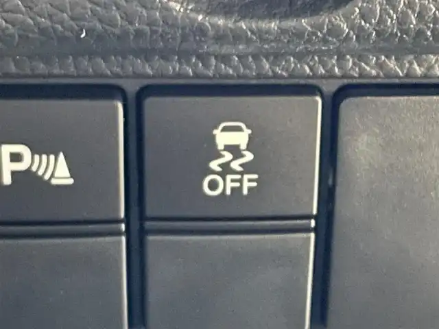 ホンダ Ｎ ＢＯＸ カスタム L 岩手県 2021(令3)年 2.6万km スカイランドブルーM ４WD/左側パワースライドドア/ホンダセンシング/衝突軽減ブレーキ/路外逸脱抑制機能/アダプティブクルーズコントロール/車線維持支援機能/ハイビームアシスト/先行車発信お知らせ機能/標識認識機能/コーナーセンサー/横滑り防止装置/アイドリングストップ/シートバックテーブル/ロールサンシェード/シートヒーター/チップアップリアシート/純正ナビ/フルセグTV/バックカメラ/ETC/ドライブレコーダー/LEDヘッドライト/LEDフォグライト/純正14インチアルミホイール