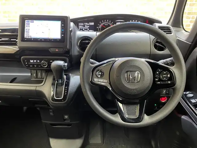 ホンダ Ｎ ＢＯＸ カスタム L 岩手県 2021(令3)年 2.6万km スカイランドブルーM ４WD/左側パワースライドドア/ホンダセンシング/衝突軽減ブレーキ/路外逸脱抑制機能/アダプティブクルーズコントロール/車線維持支援機能/ハイビームアシスト/先行車発信お知らせ機能/標識認識機能/コーナーセンサー/横滑り防止装置/アイドリングストップ/シートバックテーブル/ロールサンシェード/シートヒーター/チップアップリアシート/純正ナビ/フルセグTV/バックカメラ/ETC/ドライブレコーダー/LEDヘッドライト/LEDフォグライト/純正14インチアルミホイール