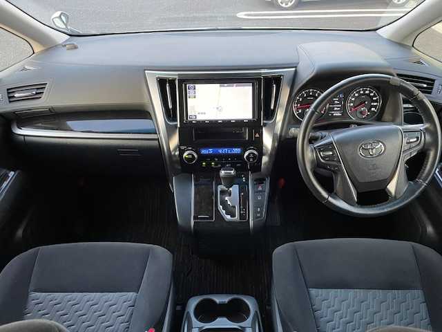 トヨタ アルファード S 茨城県 2017(平29)年 8.8万km ホワイトパールクリスタルシャイン 純正ナビ　/-TV/BT/AM/FM/フリップダウンモニター　/パワースライドドア　/バックカメラ　/コーナーセンサー前後　/ＥＴＣ２．０　/クルーズコントロール　/ドライブレコーダー　/電動格納ミラー　/プッシュスタート　/ハーフレザーシート