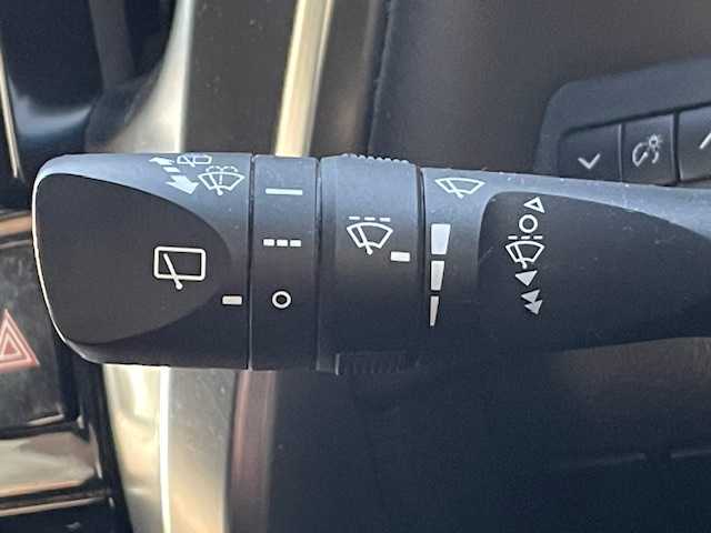 トヨタ アルファード S 茨城県 2017(平29)年 8.8万km ホワイトパールクリスタルシャイン 純正ナビ　/-TV/BT/AM/FM/フリップダウンモニター　/パワースライドドア　/バックカメラ　/コーナーセンサー前後　/ＥＴＣ２．０　/クルーズコントロール　/ドライブレコーダー　/電動格納ミラー　/プッシュスタート　/ハーフレザーシート