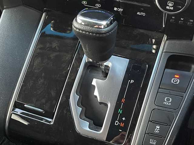 トヨタ アルファード S 茨城県 2017(平29)年 8.8万km ホワイトパールクリスタルシャイン 純正ナビ　/-TV/BT/AM/FM/フリップダウンモニター　/パワースライドドア　/バックカメラ　/コーナーセンサー前後　/ＥＴＣ２．０　/クルーズコントロール　/ドライブレコーダー　/電動格納ミラー　/プッシュスタート　/ハーフレザーシート