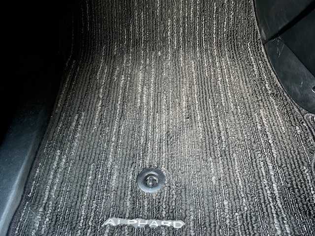 トヨタ アルファード S 茨城県 2017(平29)年 8.8万km ホワイトパールクリスタルシャイン 純正ナビ　/-TV/BT/AM/FM/フリップダウンモニター　/パワースライドドア　/バックカメラ　/コーナーセンサー前後　/ＥＴＣ２．０　/クルーズコントロール　/ドライブレコーダー　/電動格納ミラー　/プッシュスタート　/ハーフレザーシート