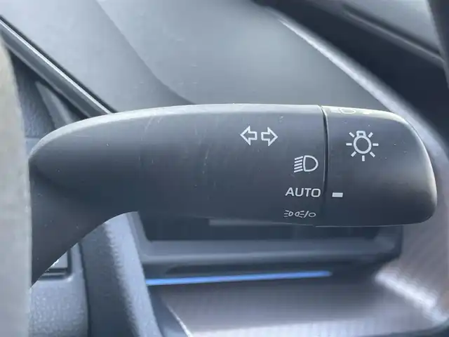 トヨタ プリウス Z 兵庫県 2023(令5)年 2.1万km プラチナホワイトパールマイカ 純正12.3インチナビ/モデリスタフルエアロ/アラウンドビューモニター/パノラマルーフ/ステアリングヒーター/レーダークルーズコントロール/革巻きステアリング/シートヒーター/エアーシート/ワイヤレス充電/トヨタチームメイト/シートメモリ/フルセグTV/純正フロアマット/純正19インチアルミホイール