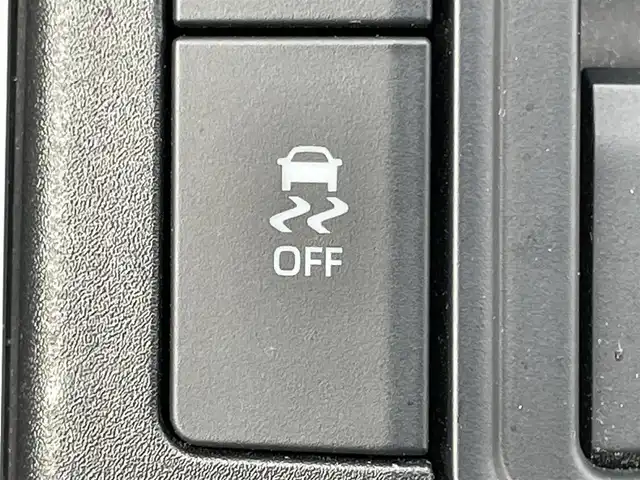 トヨタ プリウス Z 兵庫県 2023(令5)年 2.1万km プラチナホワイトパールマイカ 純正12.3インチナビ/モデリスタフルエアロ/アラウンドビューモニター/パノラマルーフ/ステアリングヒーター/レーダークルーズコントロール/革巻きステアリング/シートヒーター/エアーシート/ワイヤレス充電/トヨタチームメイト/シートメモリ/フルセグTV/純正フロアマット/純正19インチアルミホイール