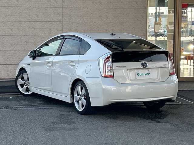 トヨタ プリウス S ツーリングセレクション 兵庫県 2015(平27)年 4.3万km ホワイトパールクリスタルシャイン 社外メモリーナビ/（CD/BT）/バックカメラ/ETC/LEDヘッドライト/AUTOライト/ステアリングスイッチ/フロアマット/ドアバイザー/スマートキー/スペアキー