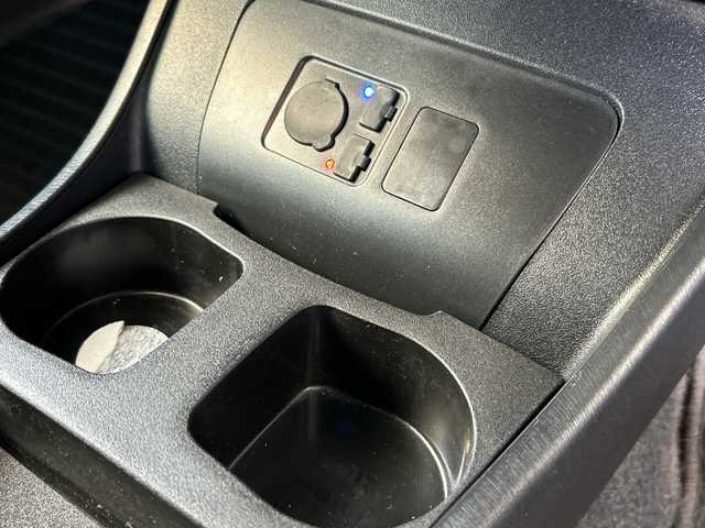 トヨタ プリウス S ツーリングセレクション 兵庫県 2015(平27)年 4.3万km ホワイトパールクリスタルシャイン 社外メモリーナビ/（CD/BT）/バックカメラ/ETC/LEDヘッドライト/AUTOライト/ステアリングスイッチ/フロアマット/ドアバイザー/スマートキー/スペアキー