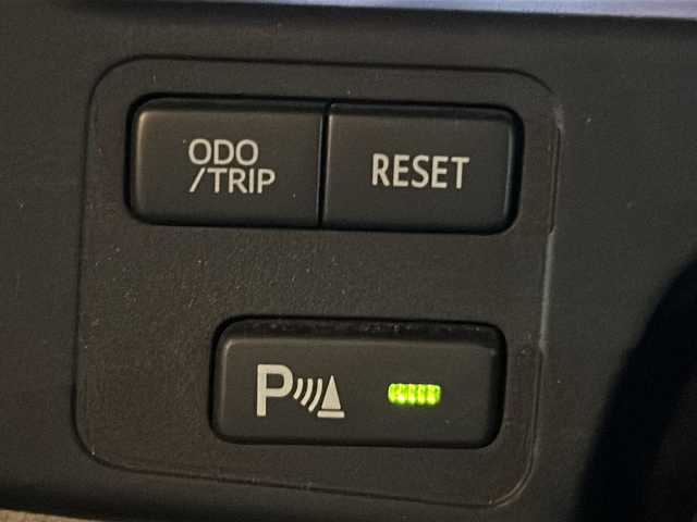 トヨタ クラウン マジェスタ Aタイプ 茨城県 2011(平23)年 7万km ホワイトパールクリスタルシャイン 純正ナビ/【フルセグTV/CD/DVD/HDD/ラジオ】/バック・サイドカメラ/クルーズコントロール/前席パワーシート/運転席シートメモリ/純正17インチAW/オートライト/フォグランプ/純正フロアマット/純正ドアバイザー/プッシュスタート/スマートキー/ウッドコンビステアリング