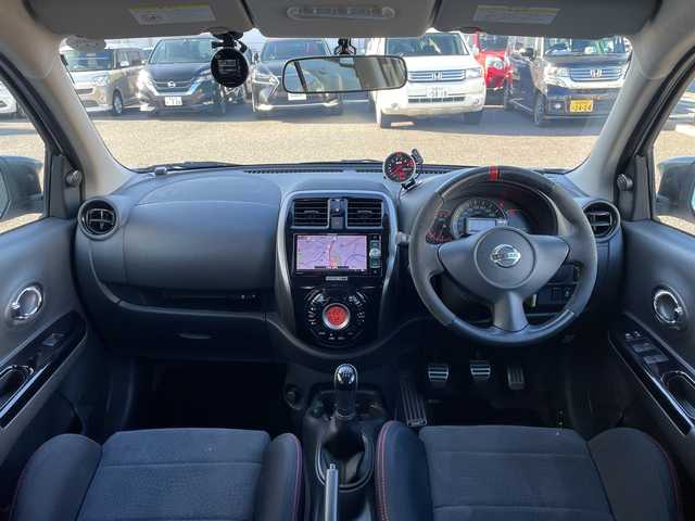 日産 マーチ ニスモS 千葉県 2015(平27)年 4.1万km ブリリアントホワイトパール ５MT/社外メモリナビ【AVIC-RW09】/フルセグTV/Bluetooth/DVD/CD/バックカメラ/ETC/柿本マフラー/TEIN車高調/純正16インチアルミホイール/純正フロアマット/社外LEDヘッドライト/前後ドラレコ/スペアタイヤ/スマートキー/スペアキー/保証書/取扱説明書