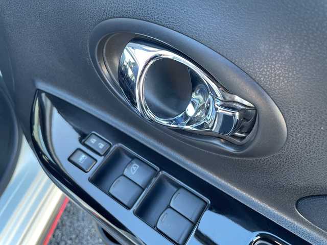 日産 マーチ ニスモS 千葉県 2015(平27)年 4.1万km ブリリアントホワイトパール ５MT/社外メモリナビ【AVIC-RW09】/フルセグTV/Bluetooth/DVD/CD/バックカメラ/ETC/柿本マフラー/TEIN車高調/純正16インチアルミホイール/純正フロアマット/社外LEDヘッドライト/前後ドラレコ/スペアタイヤ/スマートキー/スペアキー/保証書/取扱説明書