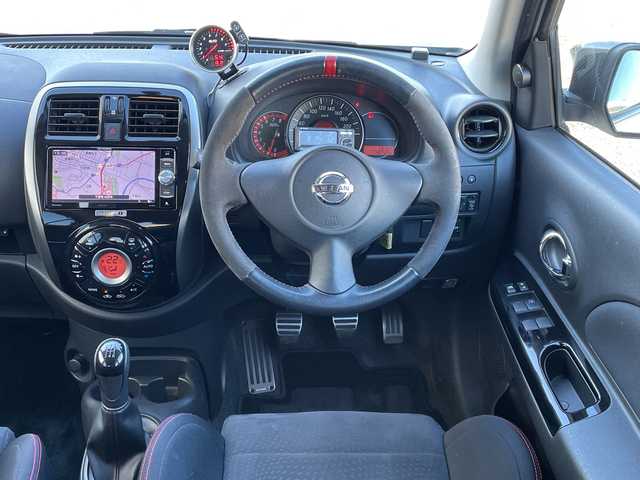 日産 マーチ ニスモS 千葉県 2015(平27)年 4.1万km ブリリアントホワイトパール ５MT/社外メモリナビ【AVIC-RW09】/フルセグTV/Bluetooth/DVD/CD/バックカメラ/ETC/柿本マフラー/TEIN車高調/純正16インチアルミホイール/純正フロアマット/社外LEDヘッドライト/前後ドラレコ/スペアタイヤ/スマートキー/スペアキー/保証書/取扱説明書