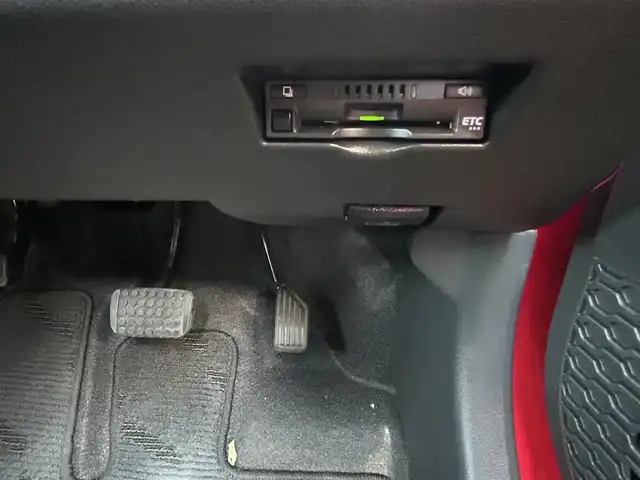 トヨタ パッソ モーダ 島根県 2020(令2)年 3.8万km マゼンタベリーマイカM 純正SDナビ/（Bluetooth・TV・FM・AM・CD）/前方ドライブレコーダー/ビルトインETC/バックカメラ/ステアリングスイッチ/スマートキー/プッシュスタート/オートライト/オートハイビーム/オートエアコン/横滑り防止装置/衝突被害軽減ブレーキ/盗難防止システム/ウインカーミラー/フロアマット/ドアバイザー