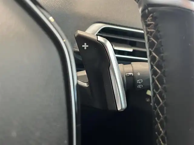 プジョー ３００８ GT ブルー HDi 愛知県 2021(令3)年 5万km ネイクルホワイト ｉ－Ｃｏｃｐｉｔ　/ランバーサポート　/シートヒーター　/純正ディスプレイオーディオ　/Ｂｌｕｅｔｏｏｔｈ　/ミラーリンク　/ＡｐｐｌｅＣａｒＰｌａｙ　/ＡｎｄｒｏｉｄＡｕｔｏ　/ＡＣＣ　/ＢＳＭ　/ＬＫＡ　/ドライブレコーダー/バックカメラ/サイドカメラ/プッシュスタート/アイドリングストップ/LEDヘッドライト/ETC