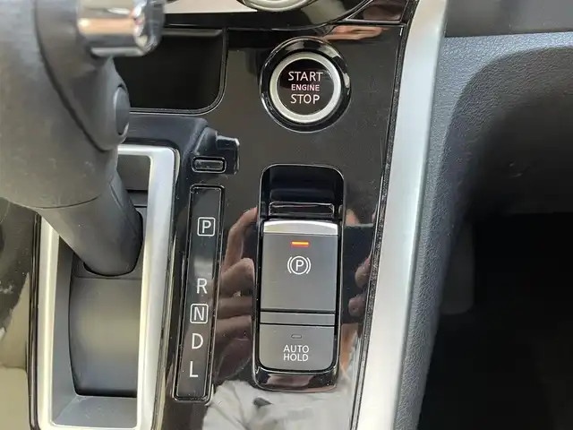 日産 セレナ ハイウェイスター Vセレクション 滋賀県 2018(平30)年 7.6万km マルーンレッド 2トーン 11型アルパイン製ナビ/（CD・DVD・Bluetooth・フルセグTV）/12.8型フリップダウンモニター/追従型クルーズコントロール/両側パワースライドドア/全方位カメラ/前方ドライブレコーダー/コーナーセンサー/ETC/エンジンプッシュスタート/電動パーキングブレーキ/スマートキー/カーテンエアバッグ/オートライト/スペアキー