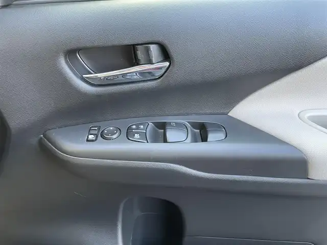 日産 セレナ ハイウェイスター Vセレクション 滋賀県 2018(平30)年 7.6万km マルーンレッド 2トーン 11型アルパイン製ナビ/（CD・DVD・Bluetooth・フルセグTV）/12.8型フリップダウンモニター/追従型クルーズコントロール/両側パワースライドドア/全方位カメラ/前方ドライブレコーダー/コーナーセンサー/ETC/エンジンプッシュスタート/電動パーキングブレーキ/スマートキー/カーテンエアバッグ/オートライト/スペアキー