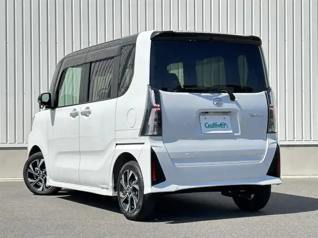 ダイハツ タント カスタム X 群馬県 2023(令5)年 2.5万km ブラックマイカメタリック/シャイニングホワイトパール ワンオーナー/純正メモリーナビ/CD/DVD/AM/FM/Bluetooth/SD/HDMI/USB/フルセグTV/スマートアシスト/全方位モニター/前席シートヒーター/純正ドライブレコーダー/ビルトインETC/両側パワースライドドア/純正LEDヘッドライト/ロールサンシェード/パーソナルテーブル/純正フロアマット/純正アルミホイール/取扱説明書/保証書