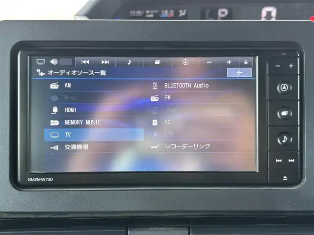 ダイハツ タント カスタム X 群馬県 2023(令5)年 2.5万km ブラックマイカメタリック/シャイニングホワイトパール ワンオーナー/純正メモリーナビ/CD/DVD/AM/FM/Bluetooth/SD/HDMI/USB/フルセグTV/スマートアシスト/全方位モニター/前席シートヒーター/純正ドライブレコーダー/ビルトインETC/両側パワースライドドア/純正LEDヘッドライト/ロールサンシェード/パーソナルテーブル/純正フロアマット/純正アルミホイール/取扱説明書/保証書