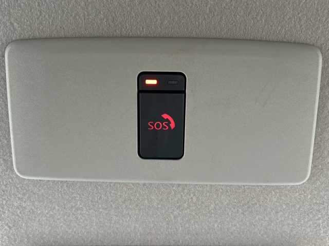 日産 ノート X 沖縄県 2020(令2)年 2.6万km ピュアホワイトパール 純正メーカーオプションナビ　/　（AM/FM/BT/HDMI）　/フルセグTV　/アラウンドビューモニター　/スマートルームミラー　/エマージェンシーブレーキ　/ドラレコ　/置くだけ充電　/LEDヘッドライト/オートライト/オートハイビーム/純正フロアマット/ETC2.0/スマートキー