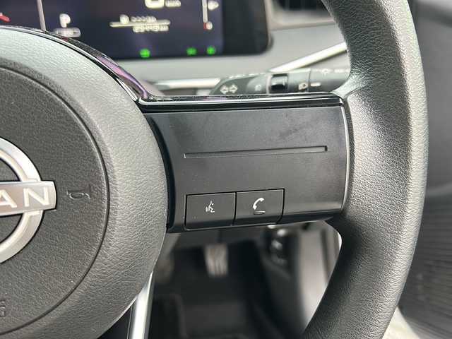 日産 ノート X 沖縄県 2020(令2)年 2.6万km ピュアホワイトパール 純正メーカーオプションナビ　/　（AM/FM/BT/HDMI）　/フルセグTV　/アラウンドビューモニター　/スマートルームミラー　/エマージェンシーブレーキ　/ドラレコ　/置くだけ充電　/LEDヘッドライト/オートライト/オートハイビーム/純正フロアマット/ETC2.0/スマートキー