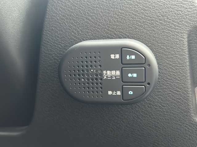 日産 ノート X 沖縄県 2020(令2)年 2.6万km ピュアホワイトパール 純正メーカーオプションナビ　/　（AM/FM/BT/HDMI）　/フルセグTV　/アラウンドビューモニター　/スマートルームミラー　/エマージェンシーブレーキ　/ドラレコ　/置くだけ充電　/LEDヘッドライト/オートライト/オートハイビーム/純正フロアマット/ETC2.0/スマートキー