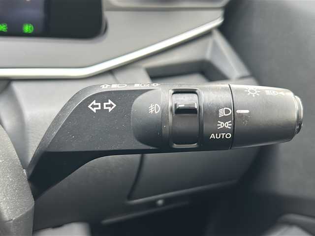 日産 ノート X 沖縄県 2020(令2)年 2.6万km ピュアホワイトパール 純正メーカーオプションナビ　/　（AM/FM/BT/HDMI）　/フルセグTV　/アラウンドビューモニター　/スマートルームミラー　/エマージェンシーブレーキ　/ドラレコ　/置くだけ充電　/LEDヘッドライト/オートライト/オートハイビーム/純正フロアマット/ETC2.0/スマートキー